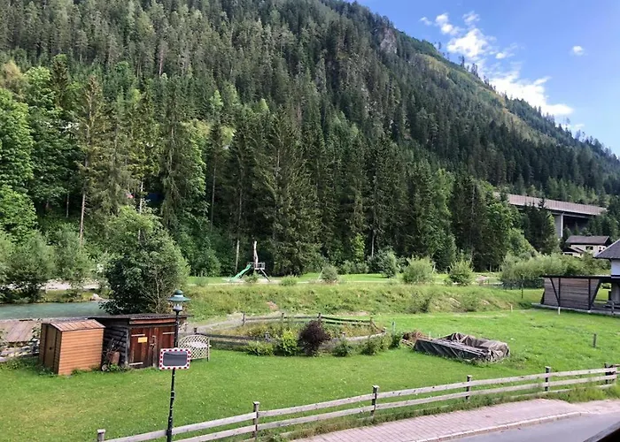 Townville Chalet's