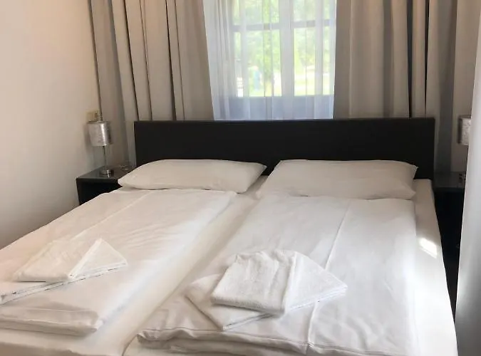 Townville Chalet's *